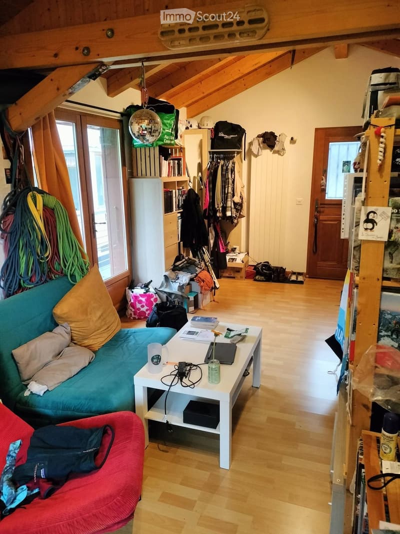 Studio Indipendente con Balcone e Posto Auto (4)