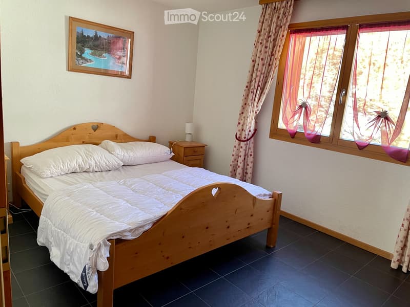 Zu vermieten 2,5-Zimmer-Wohnung + 2 überdachte Parkplätze (4)