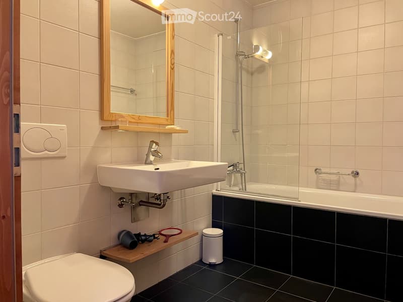 Zu vermieten 2,5-Zimmer-Wohnung + 2 überdachte Parkplätze (5)