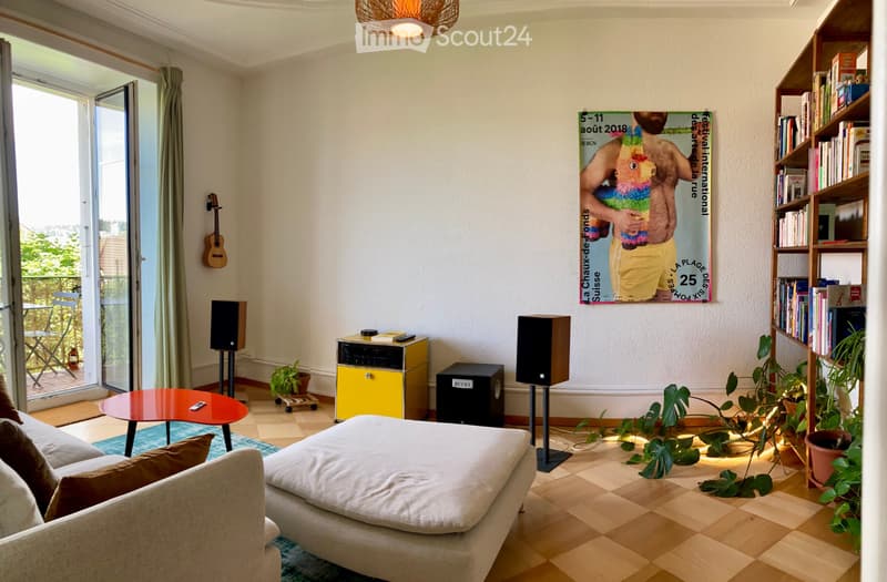 Zweizimmerwohnung. Mietvertrag zur Übernahme für Mitte August (1)