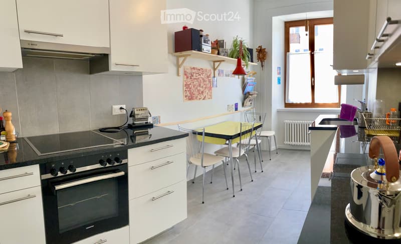 Zweizimmerwohnung. Mietvertrag zur Übernahme für Mitte August (4)