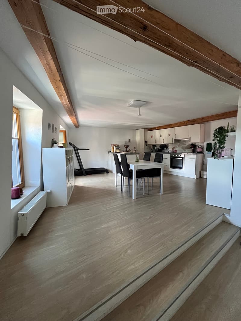 Appartamento di 2,5 locali a La Neuveville (1)
