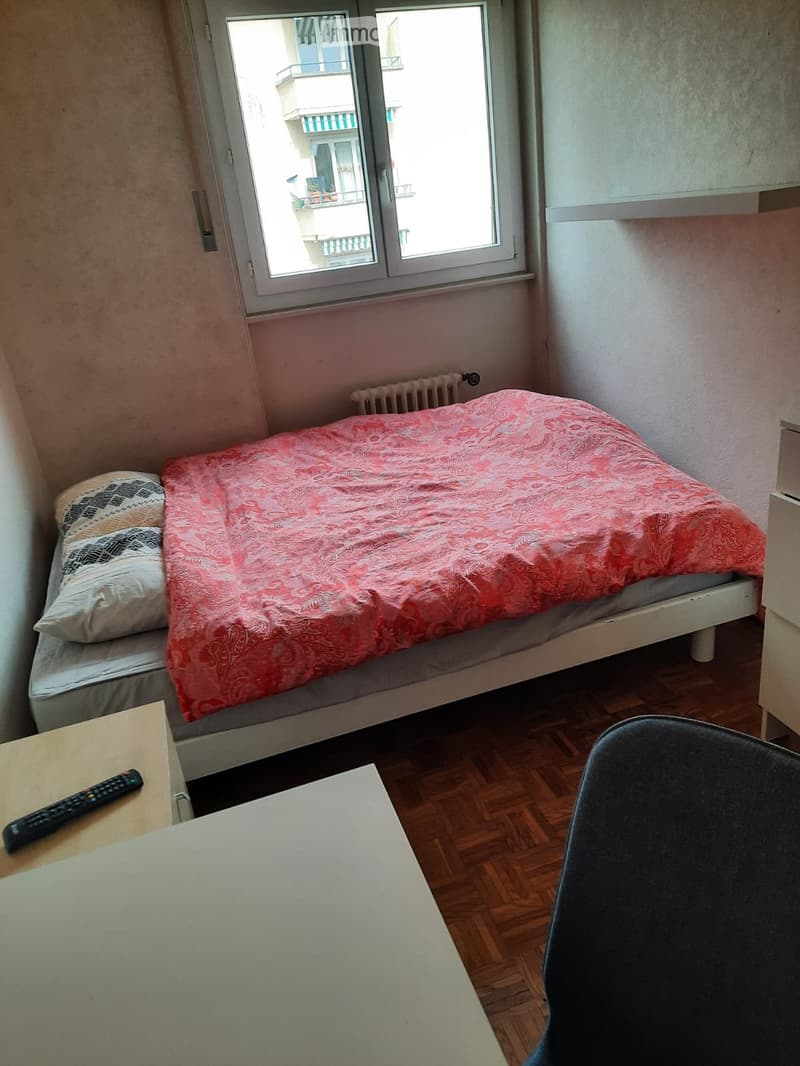 Chambre à louer-Sallaz. (4)
