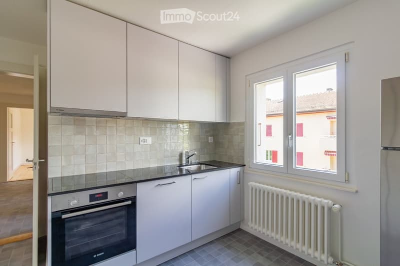 Charmanter 4.5-Zimmer-Wohnung mit Balkon in Morges (2)
