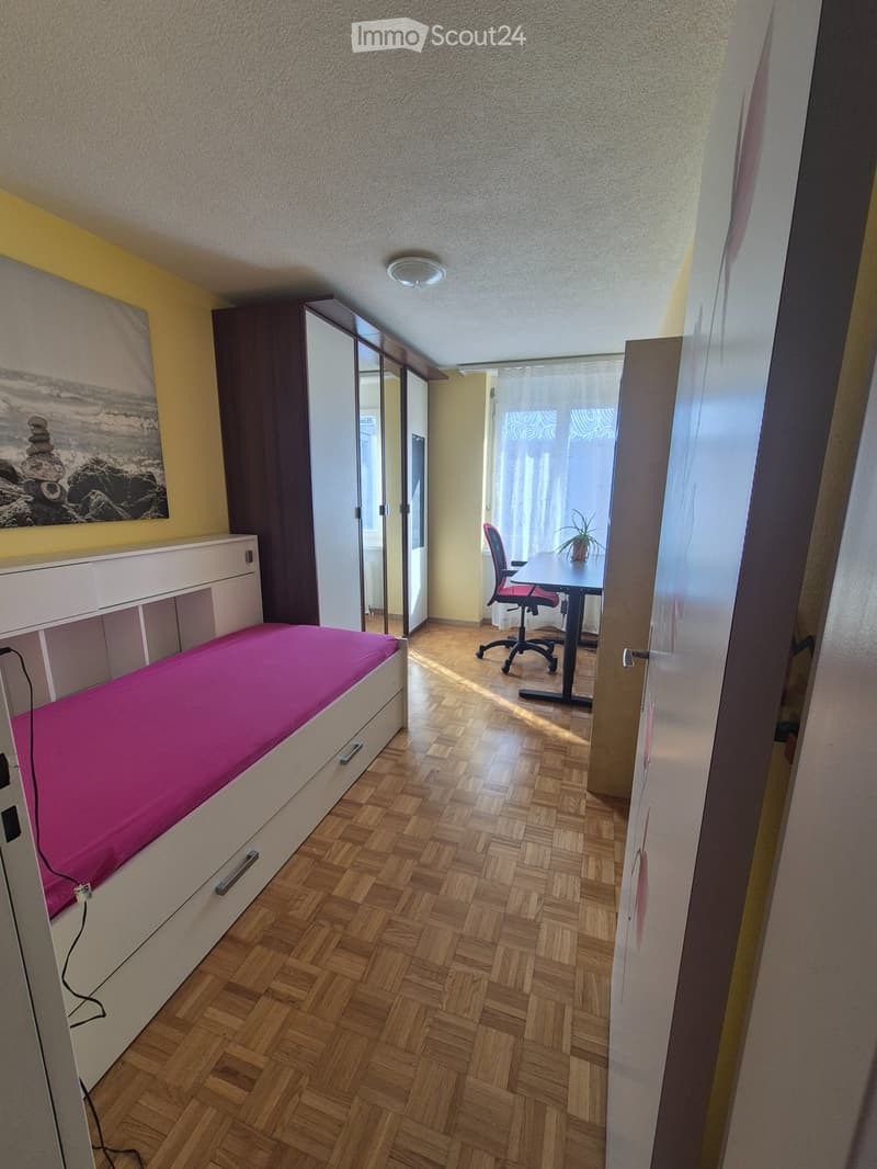 Furnished shared apartment room with private bathroom in Zurich (5)