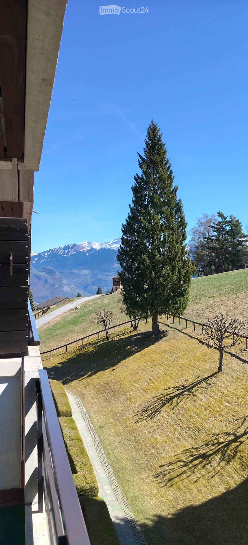 Zu vermieten, Schönes möbliertes Apartment mit Aussicht (1)