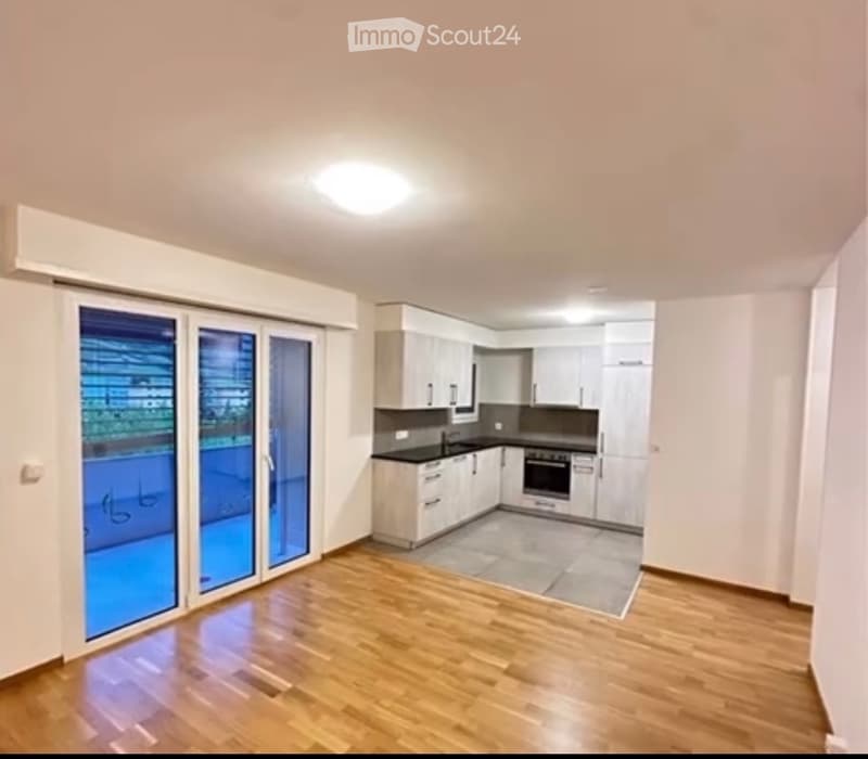 Appartamento di 2,5 locali con balcone e posto auto (1)