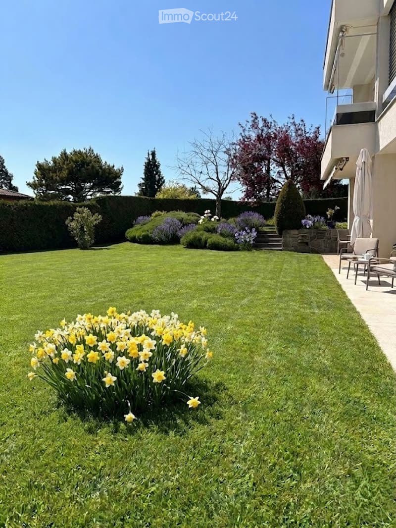 Helles 3,5-Zimmer-Apartement mit Garten ca. 200m2 (1)