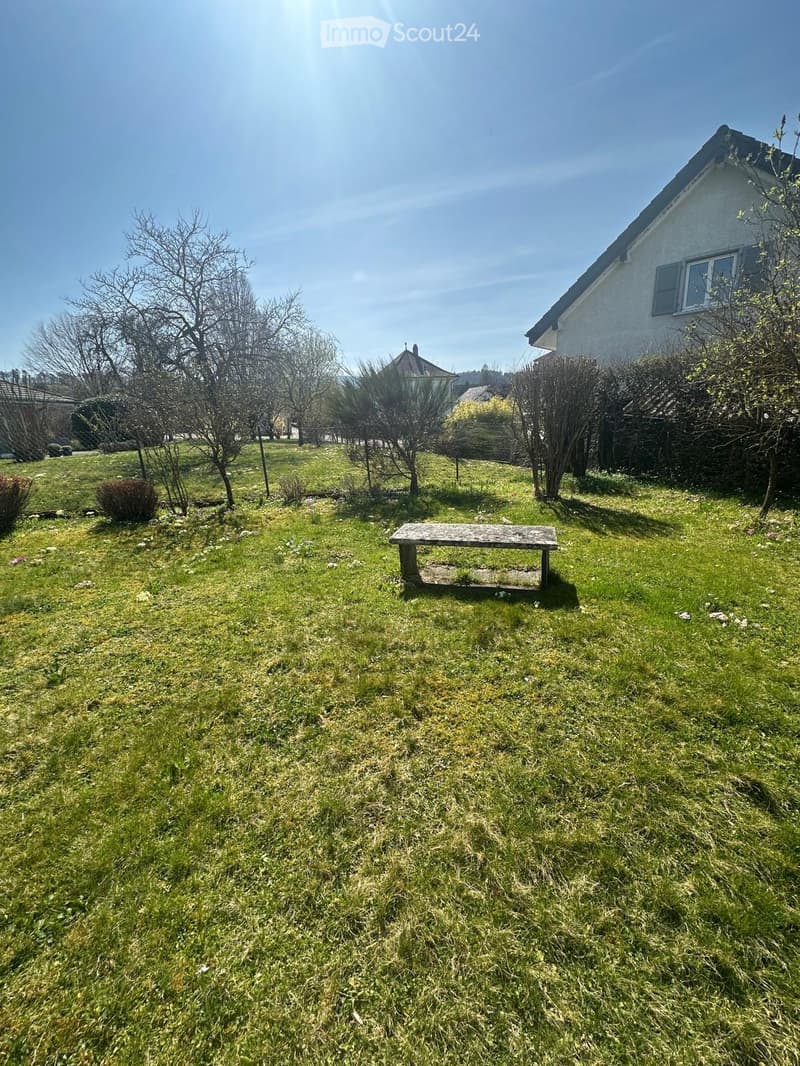 Detached house (2)
