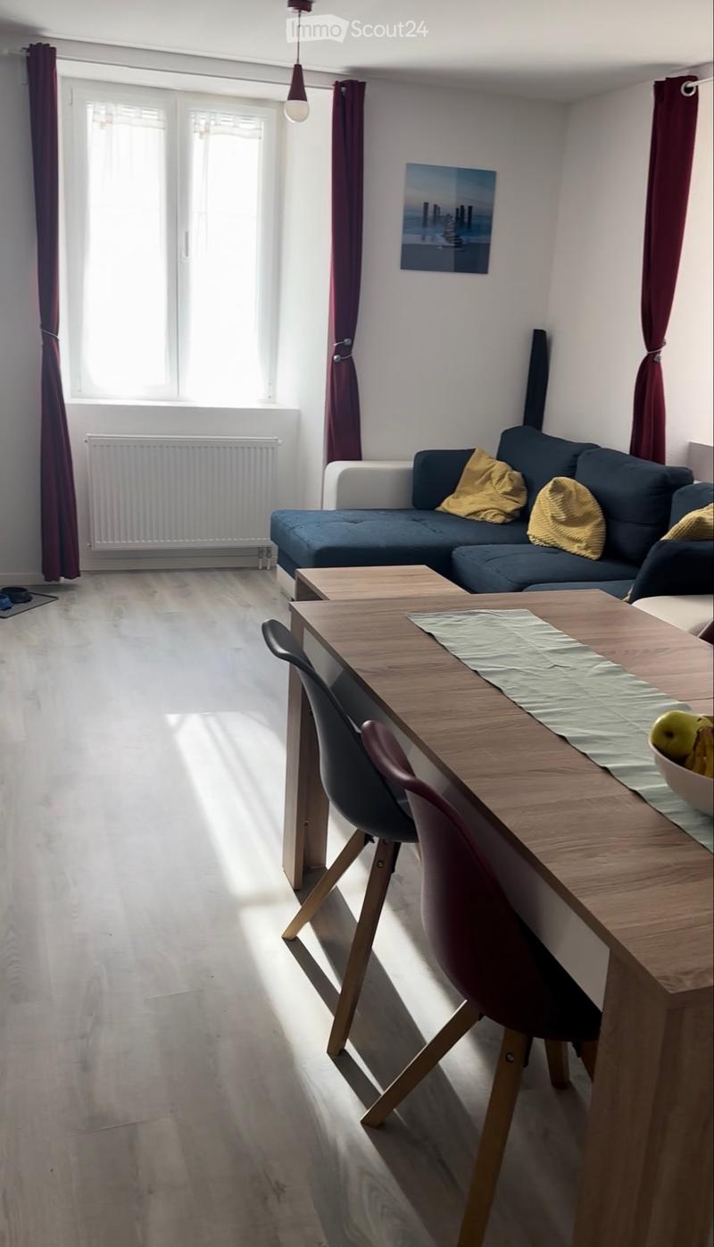 Große Wohnung (1)