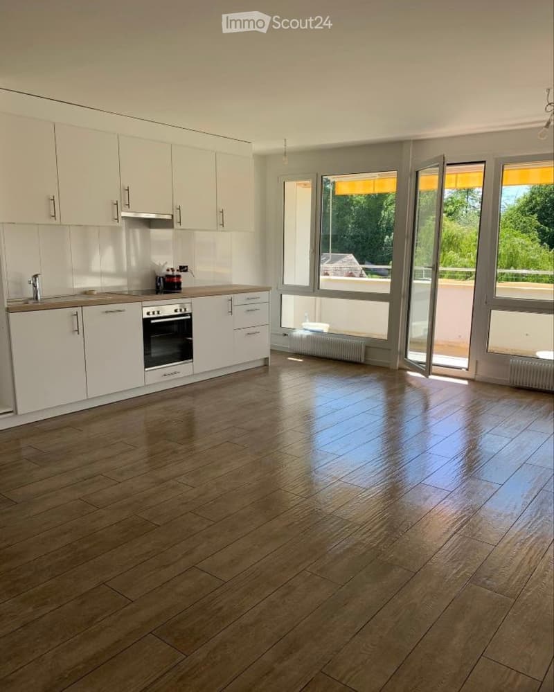 Schönes Appartement mit freier Sicht in Chailly (1)