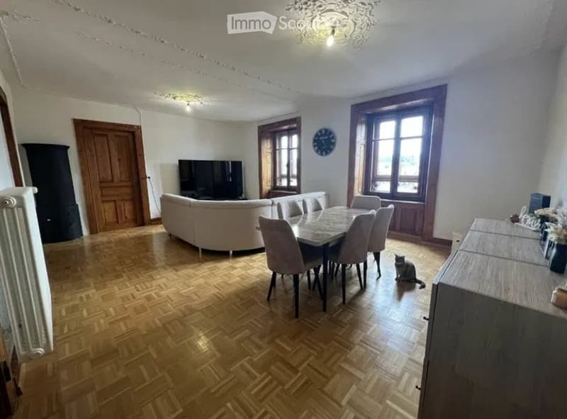 Schönes 5,5-Zimmer-Apartment in La Chaux-de-Fonds (1)