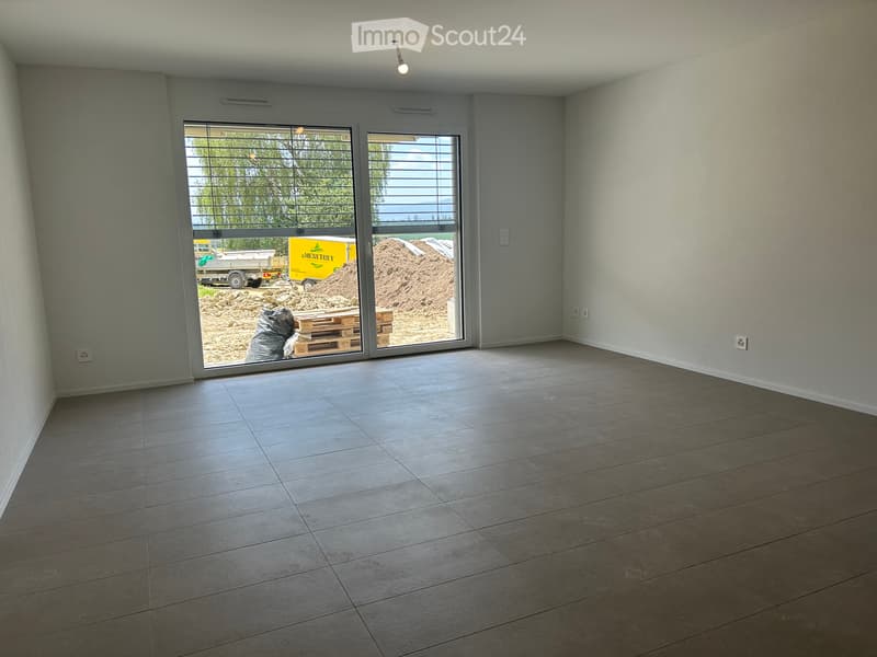 Wohnung 2,5 Zimmer in Essertines neu (2)