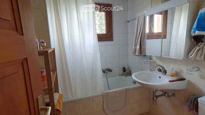 Zimmer zur Miete in 5-Zimmer-Chalet für die Saison (3)