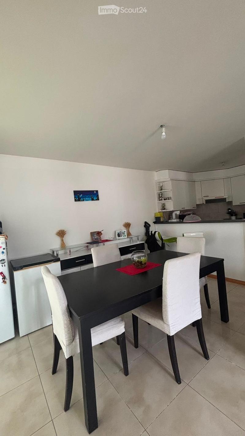 Ripreso in affitto: appartamento di 4,5 locali a Châtel-Saint-Denis (1)