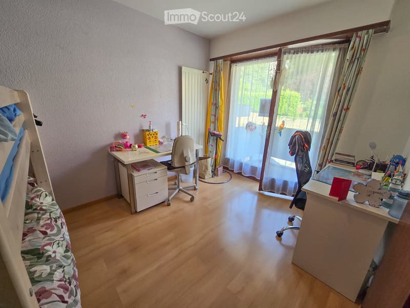 Gravelone 4,5-Zimmer-Wohnung mit Garage, Box und Parkplatz (3)