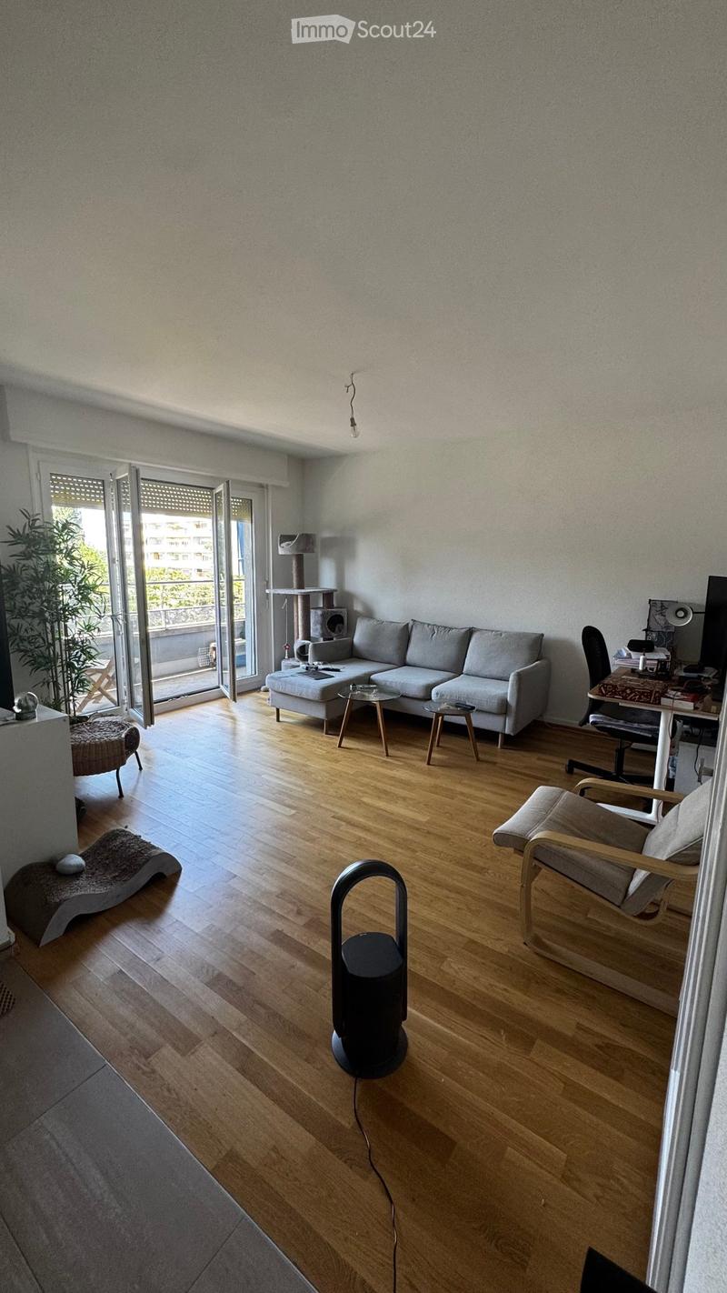 Takeover of 2.5-room apartment lease at Renens train station (1)