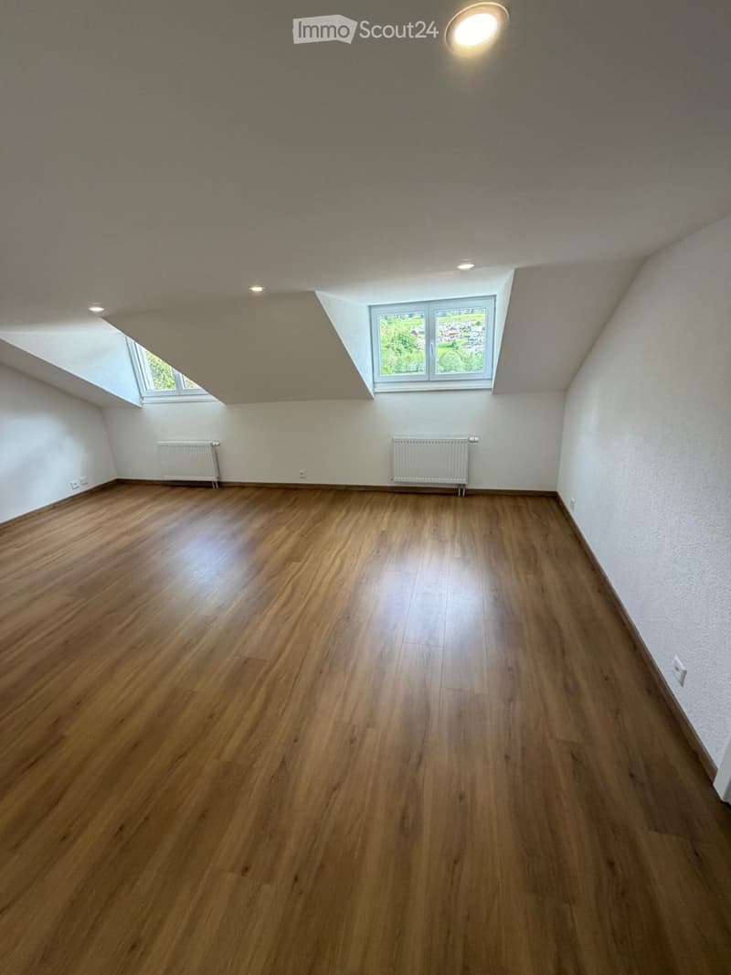 Wohnung zur Miete 4.5 Zimmer (3)