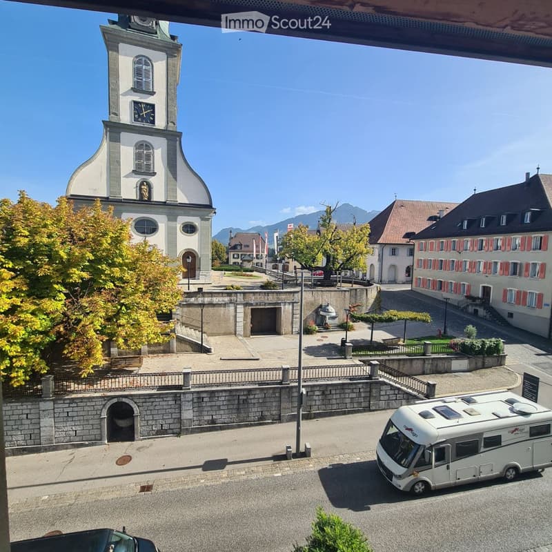 Wohnung zur Miete in der Stadtmitte von Bulle (2)