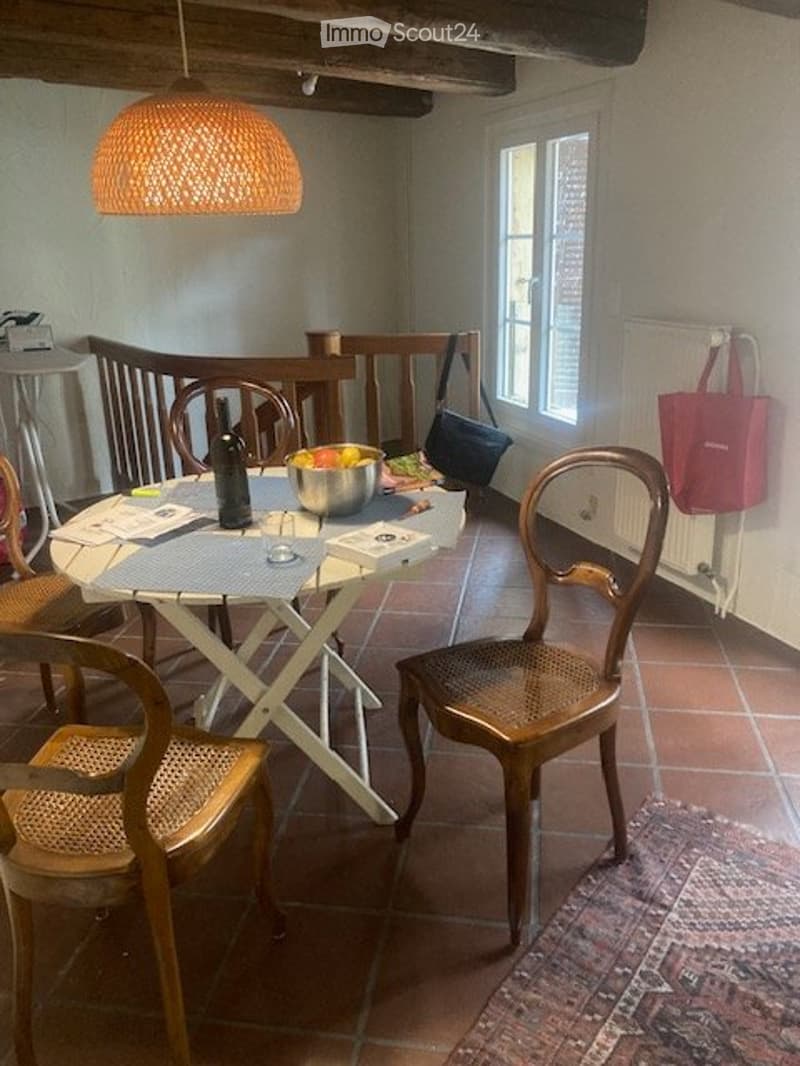 Chambre 15 m² La Neuveville (20 min NE) ENGLISH BELOW (2)