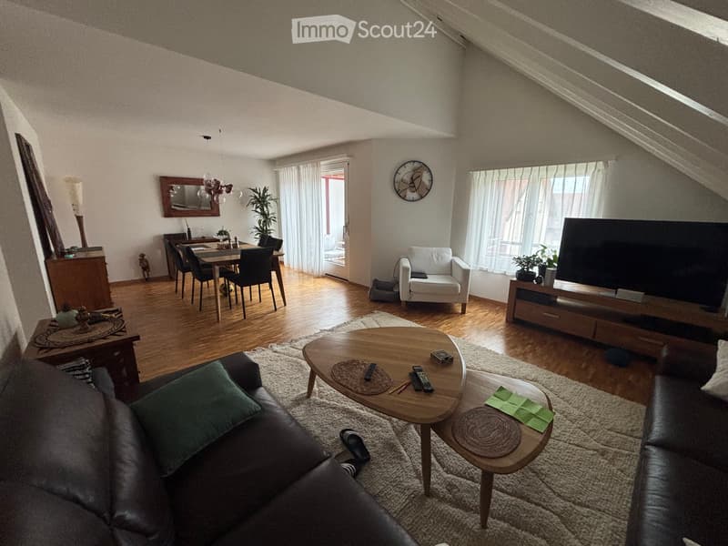 Übernahme des Mietvertrags - 4.5-Zimmer-Wohnung in Gland (1)