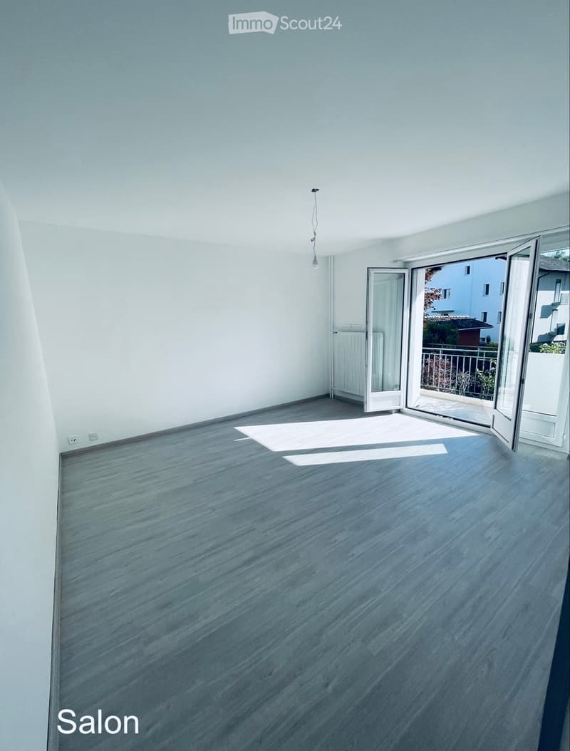 Beautiful apartment in Marin: Annual income 17'640.- (3)