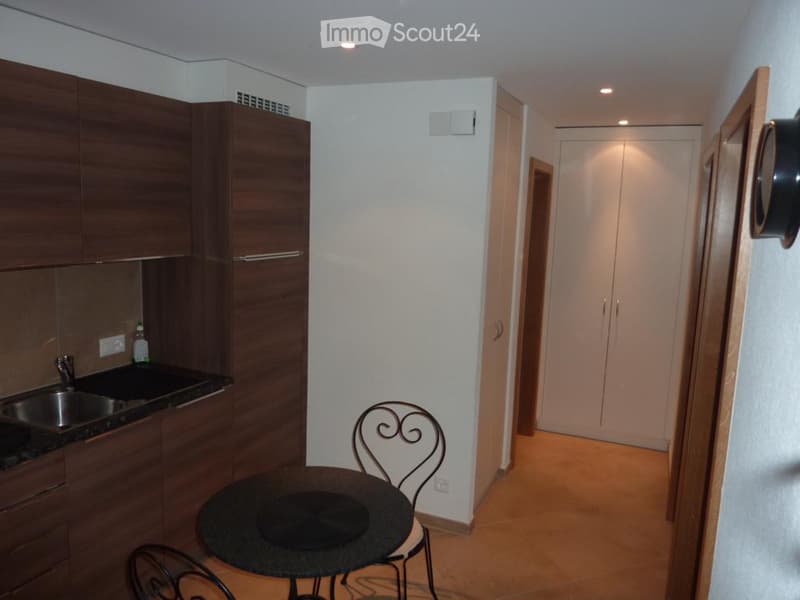 Alloggio con 2 camere, cucina, bagno e terrazza (2)