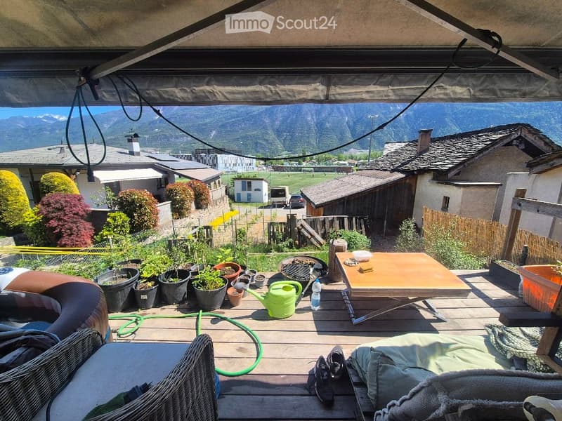 Casa con parchi, giardino, cantine, climatizzazione nel centro (2)