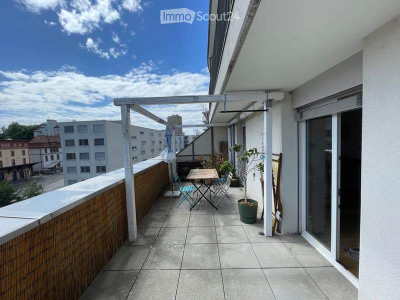 Geräumige Wohnung mit großem Balkon (7)