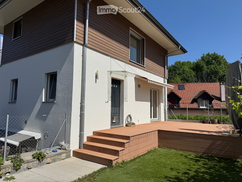 Schönes 4,5-Zimmer-Haus, Villentyp, in den Höhen von Chailly (1)
