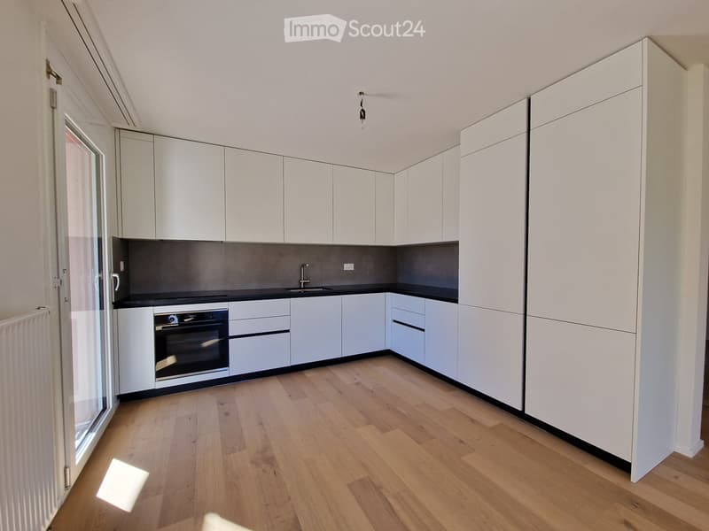 Helles 3.5-Zimmer-Wohnung, neu renoviert, mit Garten (2)