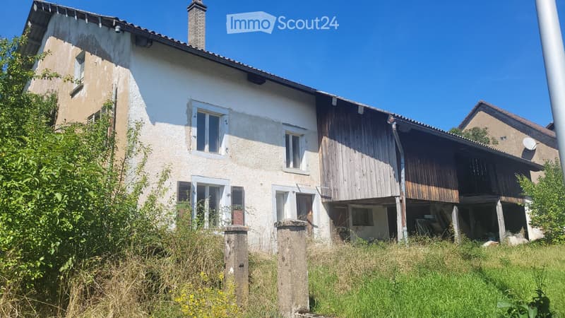 Charmante ancienne ferme à Bure (JU), terrain de 1520 m2 (2)