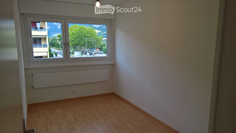 A Vendre Appartement traversant de 4.5 pièces (1)