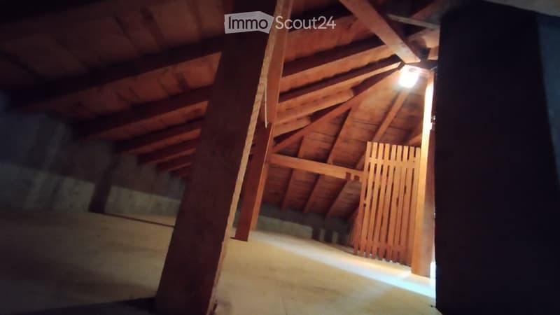Appartement en PPE, 1er étage. 2074 Marin (11)