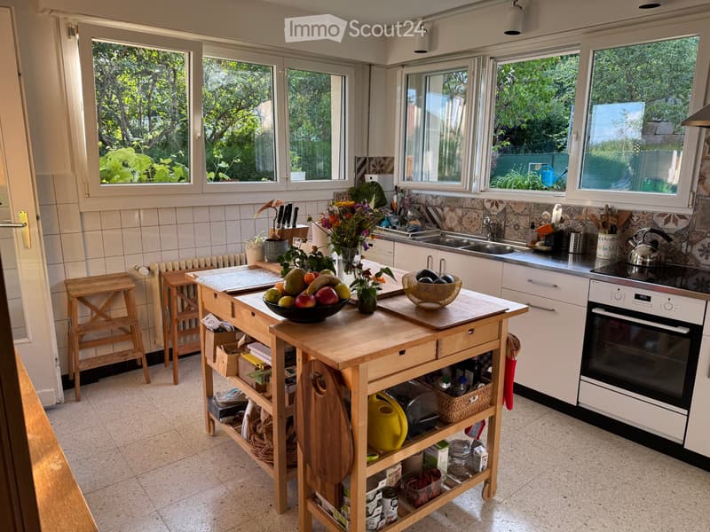 Einfamilienhaus mit privatem Garten - 2600/Monat (3)