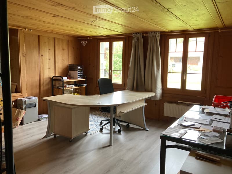 Ampio appartamento duplex di 6 locali in campagna (4)