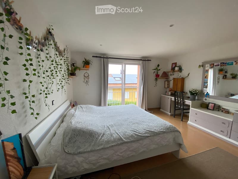 Geräumiges Zimmer in Wohngemeinschaft in Villeneuve (1)