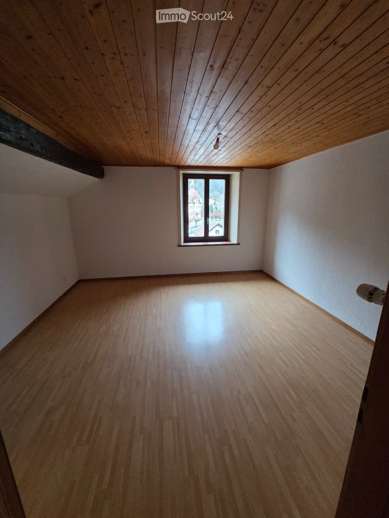 Wohnung mit 3.5 Zimmern, St-Sulpice (3)