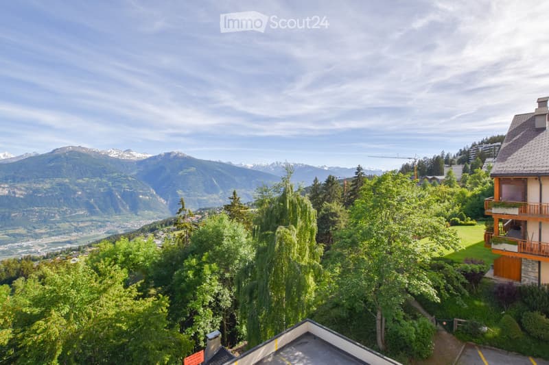 Crans-Montana, 3.5 rooms with panoramic view, well located (3)