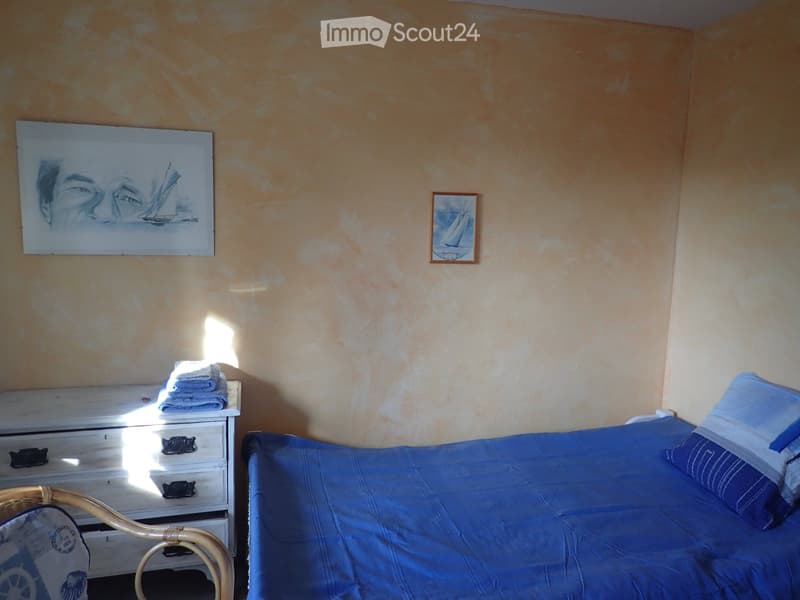 Small room on the ground floor of a family house, by the lake (2)