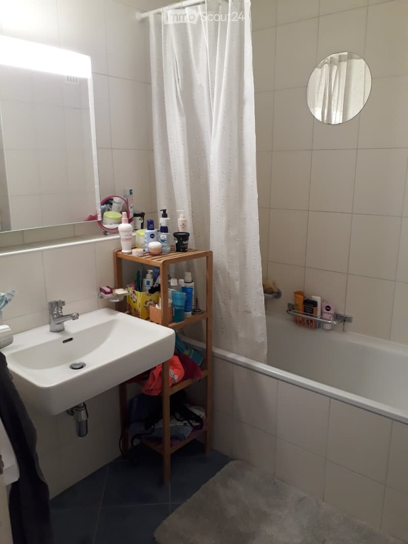 1 camera in un appartamento condiviso per 2 persone (4)