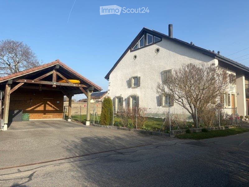 Très belle maison mitoyenne de 166 m2 sur 3 niveaux (1)