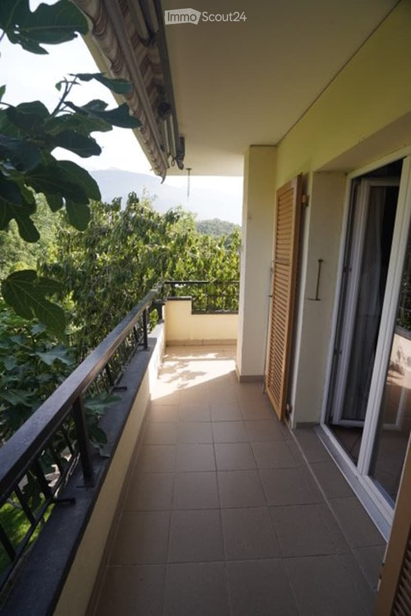Sierre Rental Property with Building Land in Mixed Zone (2)