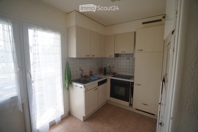 Sierre Rental Property with Building Land in Mixed Zone (6)