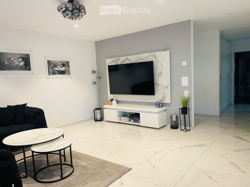 Apartment with 4.5 rooms and private garden (2)