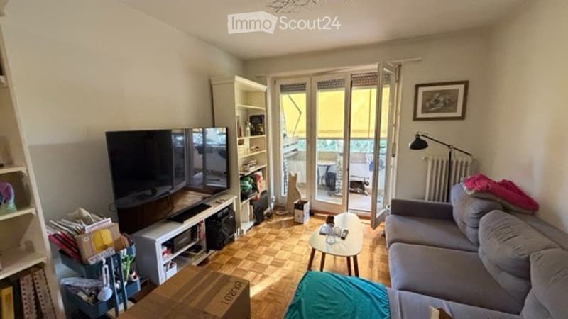 Three-room apartment in Prilly (parking available) (1)