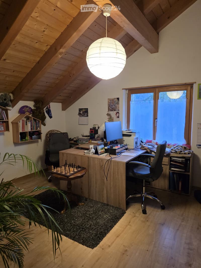 Haus mit 6 Räumen zur Miete (4)