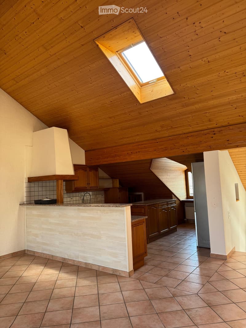 Beautiful apartment for rent in a village house in Yens (5)