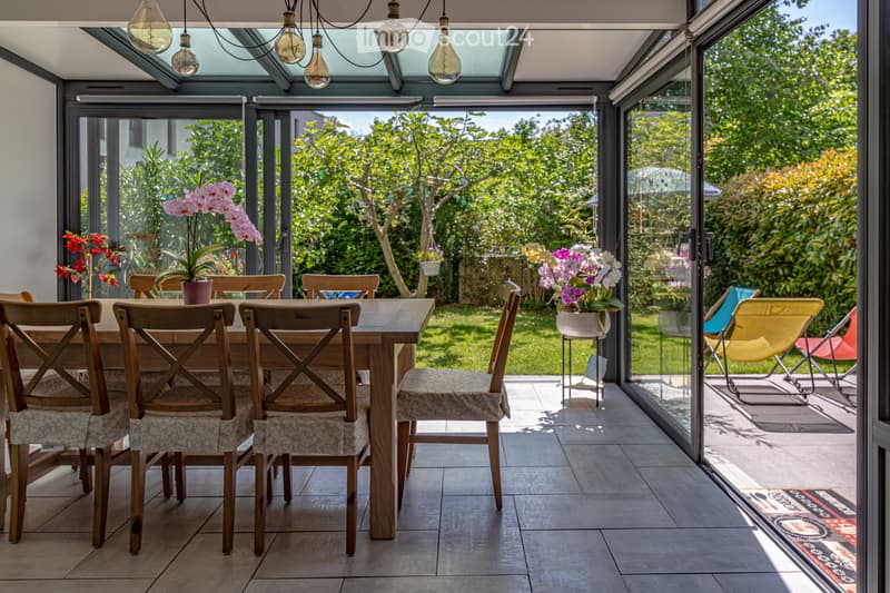 Appartement traversant de 117m² avec terrasse et jardins (1)