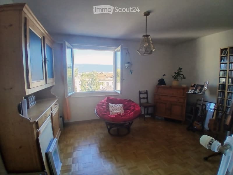 Appartamento 4 locali 1'370.- (2)